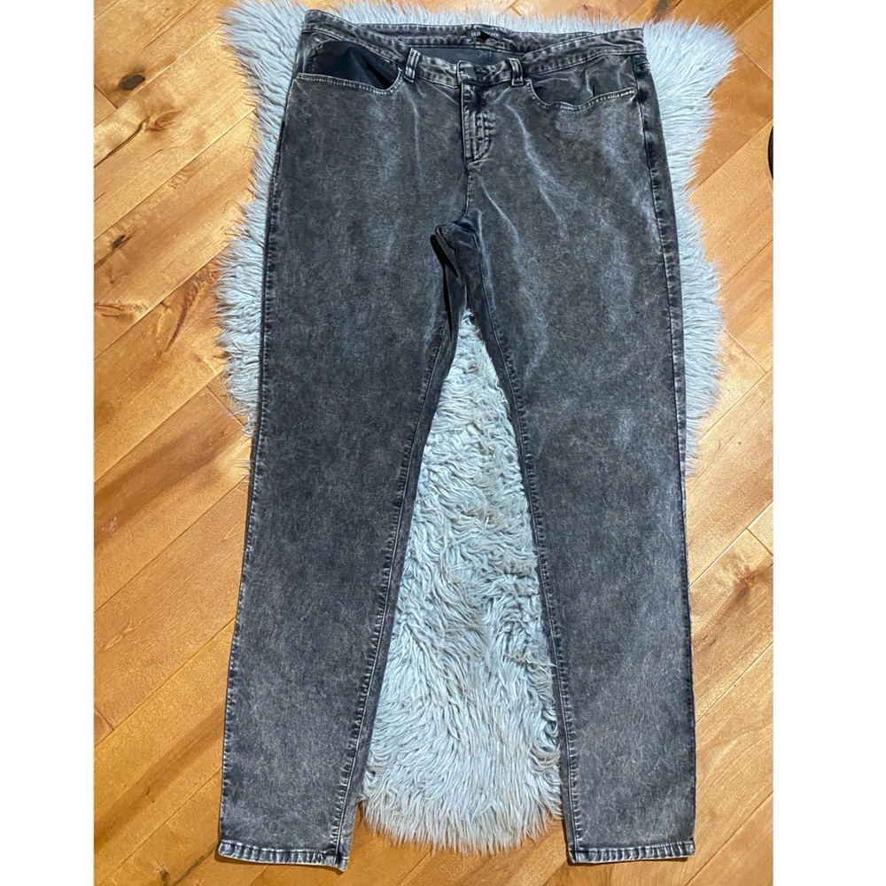 Eileen Fisher Black Velvet Skinny Jeans Acid Wash Cotton Casual Stretch Size 14 - Picture 2 of 4
